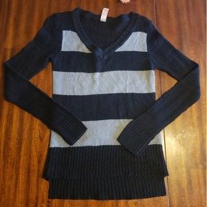 🔥4/$15🔥 Womens V Sweater Size M Black with Gray Stripes See Through Back